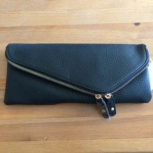 🚫SOLD🚫 NWT Urban Expressions Hanna Clutch